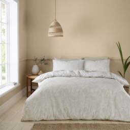 Serenity Palm Leaf Duvet Cover & Pillowcase Set - thumbnail 3