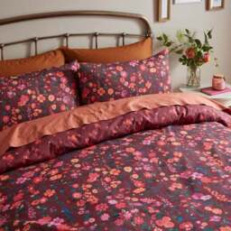 Meadow Floral Polycotton Duvet Cover & Pillowcase Set - thumbnail 2