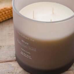 Relax XL Multi Wick Candle - thumbnail 3
