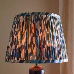 Emelie Pleated Lamp Shade - thumbnail 2