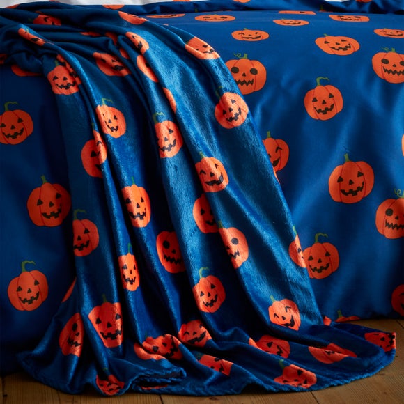 Catherine Lansfield Halloween Pumpkins Throw Blanket 130cm x 170cm - image 1
