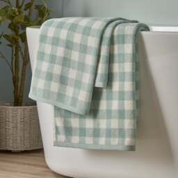 Country Gingham Towel - thumbnail 1