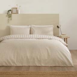 Catherine Lansfield Bamford Gingham Check Polycotton Duvet Cover & Pillowcase Set - thumbnail 1