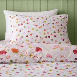 Strawberries Duvet Cover & Pillowcase Set - thumbnail 4