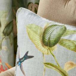 Fresh Botanical Green Cushion - thumbnail 2