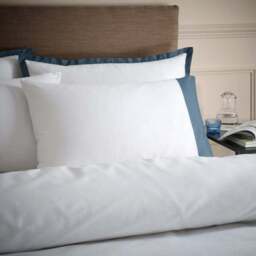 Hotel Portchester 230 Thread Count 100% Cotton Sateen Duvet Cover and Pillowcase Set - thumbnail 4