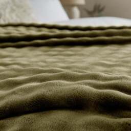 Supersize Bubble Family Fleece Throw Blanket 240cm x 280cm - thumbnail 3
