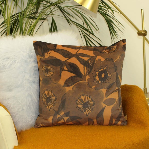 Furn. Scandi Floral Cushion - image 1