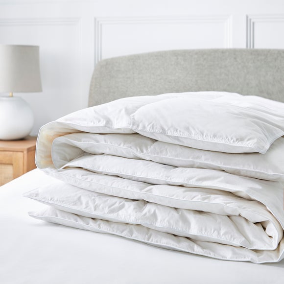 Fogarty Anti-Allergy White Goose Feather and Down 15 Tog Winter Duvet - image 1