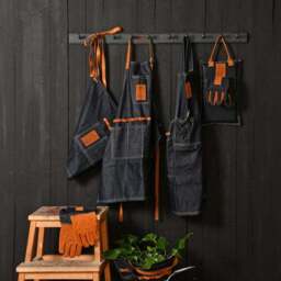 Fallen Fruits Short Denim Gardening Gloves - thumbnail 2