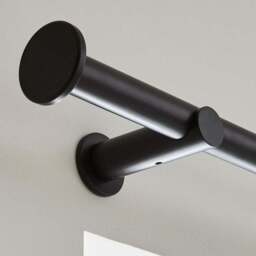 Stepped Stud Fixed Metal Curtain Pole with Rings - thumbnail 3