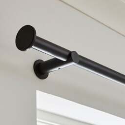 Stepped Stud Fixed Metal Curtain Pole with Rings - thumbnail 1
