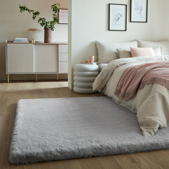 Ivy Luxury Supersoft Faux Fur Rug - image 1