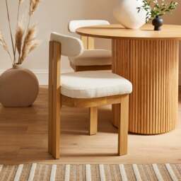 Lovato Dining Chair Stained Oak, Ivory Boucle - thumbnail 1