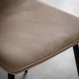 Set of 2 Wamba Velvet Dining Chairs - thumbnail 2