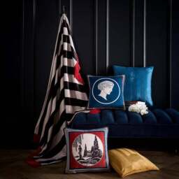 Laurence Llewelyn-Bowen Arcadia Velvet Square Cushion - thumbnail 5