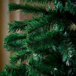 6ft Essentials Christmas Tree - thumbnail 4