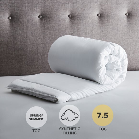 Fogarty Light & Cosy 7.5 Tog Duvet - image 1