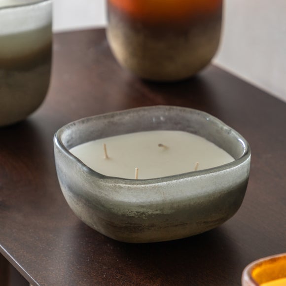 Mercury Amber and Lily Multi Wick Candle - image 1