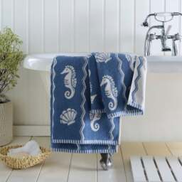 Seahorse 100% Cotton Towel - thumbnail 1