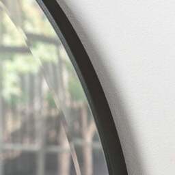 Yearn Round Minimal Wall Mirror - thumbnail 2