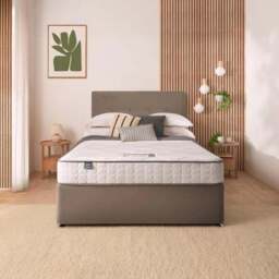 Silentnight Divan Bed With Francisco Velvet Headboard and 800 Pocket Sprung Mattress - thumbnail 2