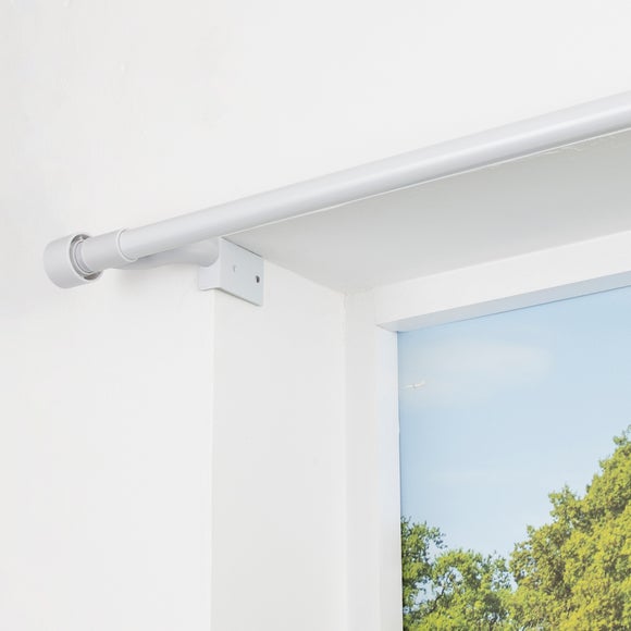No Drills Stud Extendable Metal Eyelet Curtain Pole - image 1