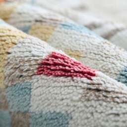 Umra Premium Hand-Knotted Shaggy Wool Rug - thumbnail 2