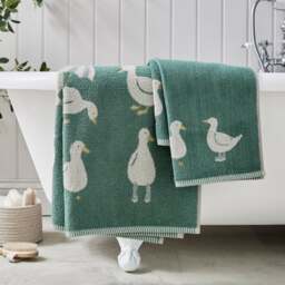 Darcy Duck Towel - thumbnail 1