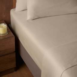 Soft & Cosy 100% Brushed Cotton Fitted Sheet - thumbnail 1