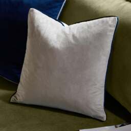 Furn. Square Cushion - thumbnail 1
