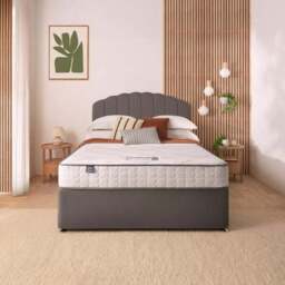 Silentnight Divan Bed With Velvet Merlin Headboard and 800 Pocket Sprung Mattress - thumbnail 2