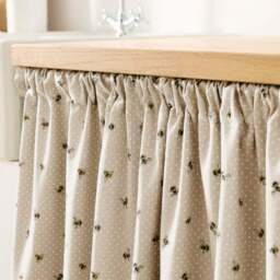 Bees Slot Top Unlined Undercounter Curtain - thumbnail 2