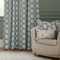 Sanderson Sessile Leaf Pencil Pleat Curtains - thumbnail 4