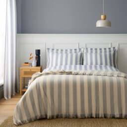 Beatrice Throw Blanket