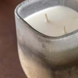 Mercury Amber and Lily Multi Wick Candle - thumbnail 2