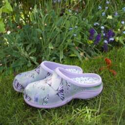 Backdoorshoes Women's Butterfly Garden Clogs - thumbnail 2