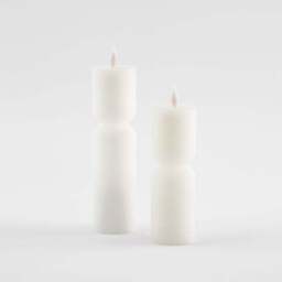 Set of 2 Ribbed LED Pillar Candles - thumbnail 3