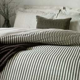 Yard Hebden Reversible 100% Cotton Duvet Cover & Pillowcase Set - thumbnail 2
