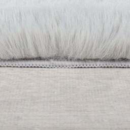 Ivy Luxury Supersoft Faux Fur Rug - thumbnail 3