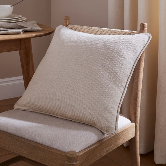 Wynter Cushion - image 1