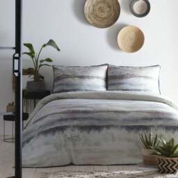 Appletree Landscape 100% Cotton Duvet Cover and Pillowcase Set - thumbnail 1