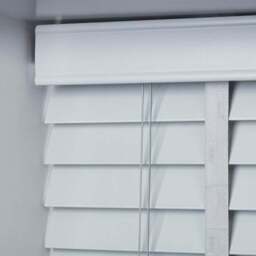 Swish Hardwood Venetian Blind - thumbnail 3
