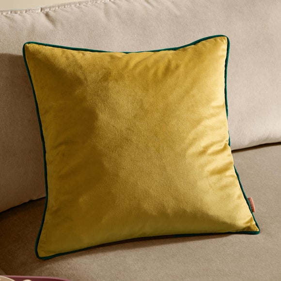 Furn. Square Cushion - image 1