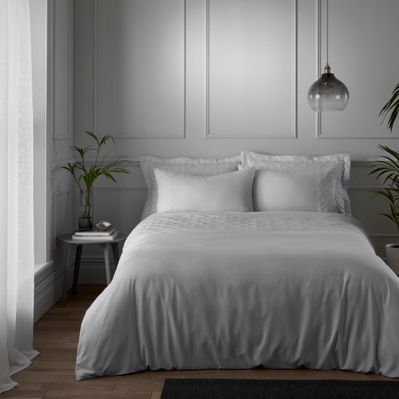 Skyler Duvet Cover and Pillowcase Set - image 1