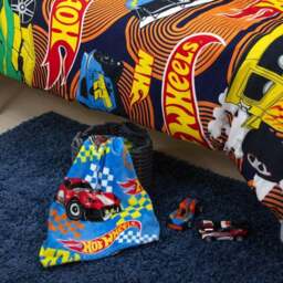Hot Wheels Flame Fleece Blanket - thumbnail 3