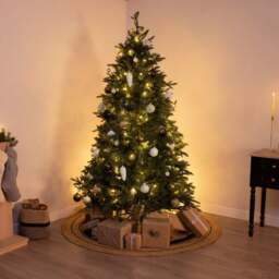 Charles Bentley 6ft Faux Pre-lit Christmas Tree - thumbnail 1