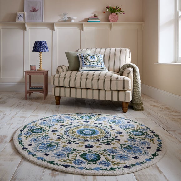 Hani Floral Wool Round Rug - image 1