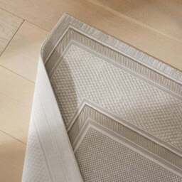 Concept Looms Olivia Velvet Border Rug - thumbnail 3