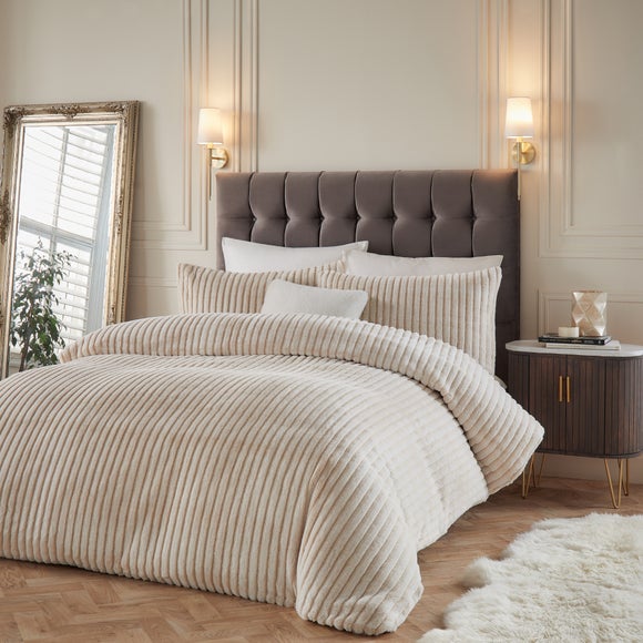 Paoletti Alpine Faux Fur Duvet Cover and Pillowcase Set - image 1